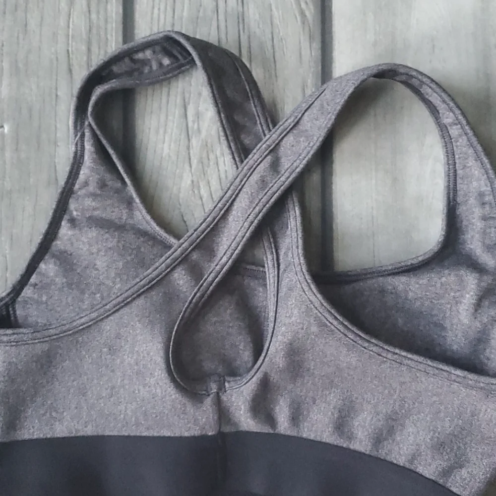 Under Armour Sports Bra Size XS